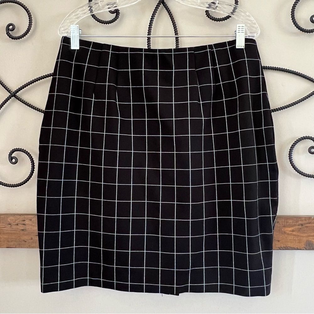 Amanda & Chelsea Stretch Comfort Band Black White Skirt Size L